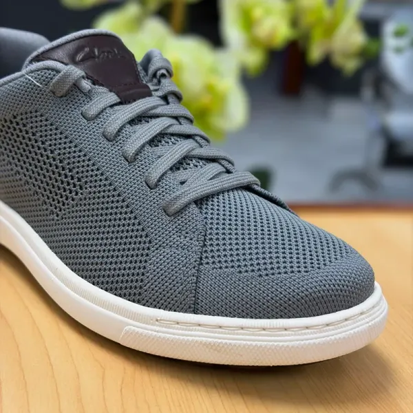 Detalle de zapatos Clarks Mapstone Lace en Calza Tovar